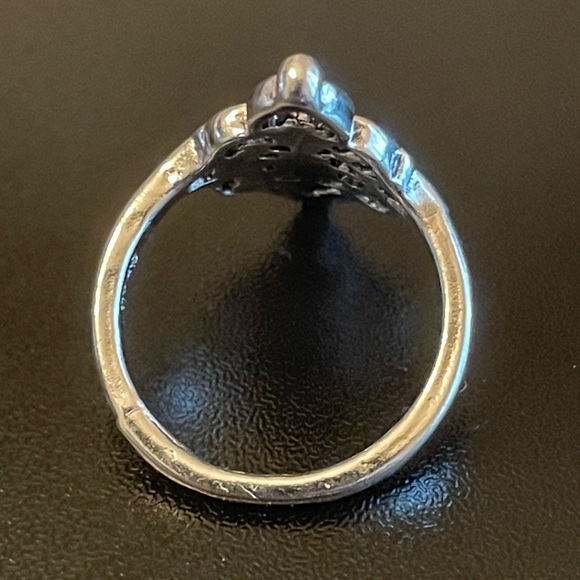 Blue Crystal silver plated ring size 6.5 - Picture 4 of 8